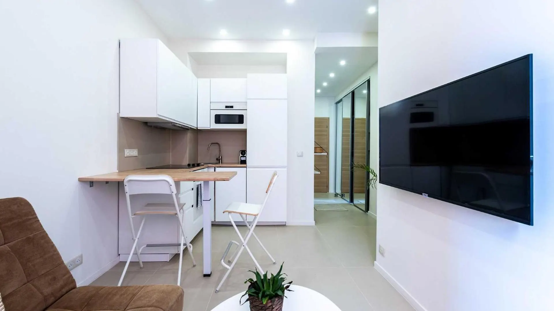 Modern Apartment -2Bdr 6P - 300M From The Beach Antibes