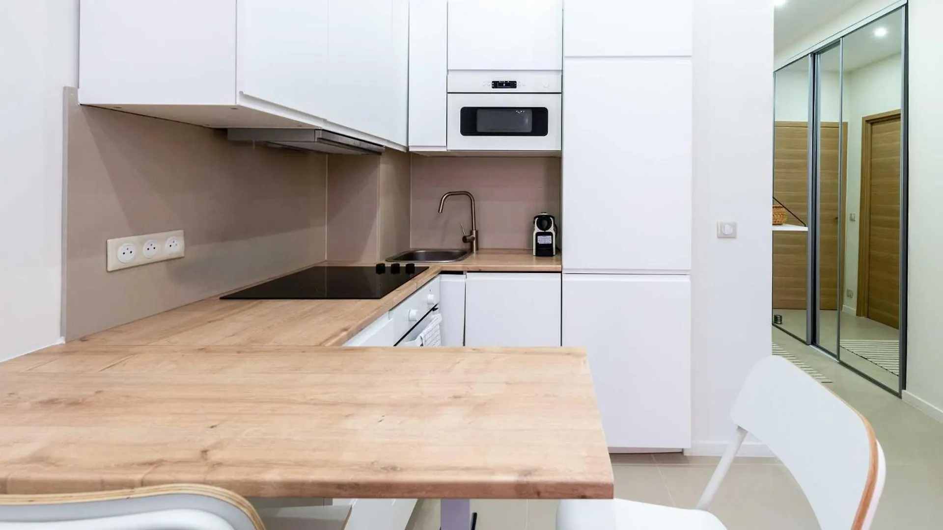 Modern Apartment -2Bdr 6P - 300M From The Beach Antibes