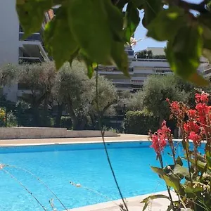  Appartement Studio/quartier Résidentiel/piscine/plages à 5min à Pied